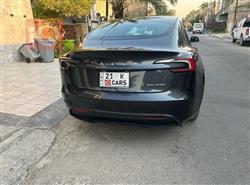 تسلا موديل 3